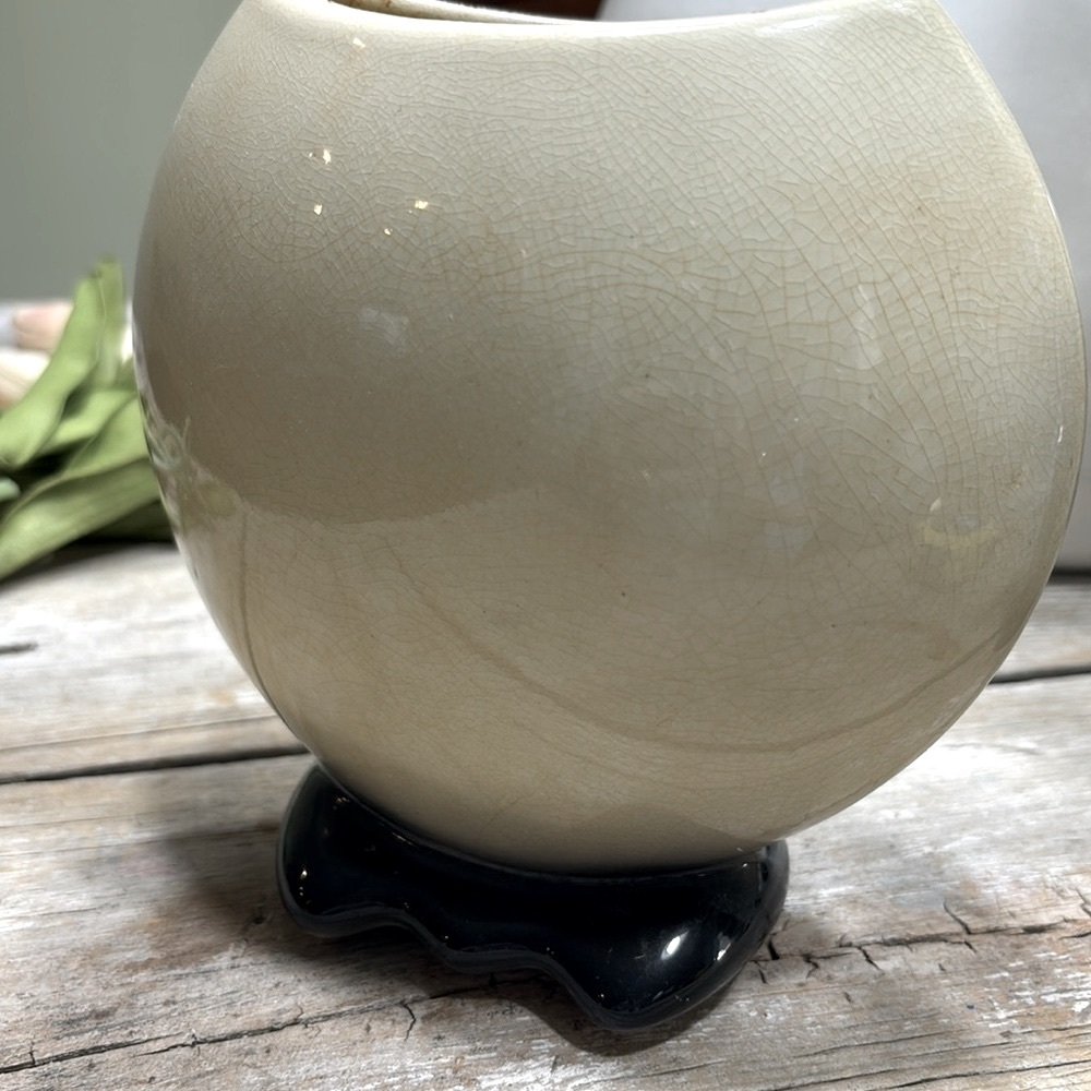 2 Vintage Royal Copely Planters | Vases. Pottery | Green | Ivory | Ivy | GUC - Picture 7 of 12